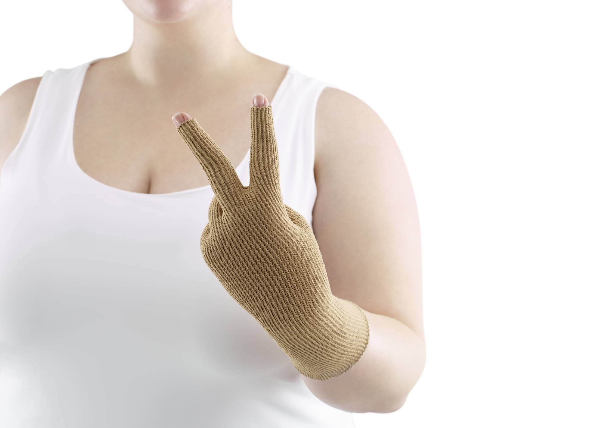 bauerfeind-venotrain-curaflow-caramel-ac1-seamless-fingers-open-print-2